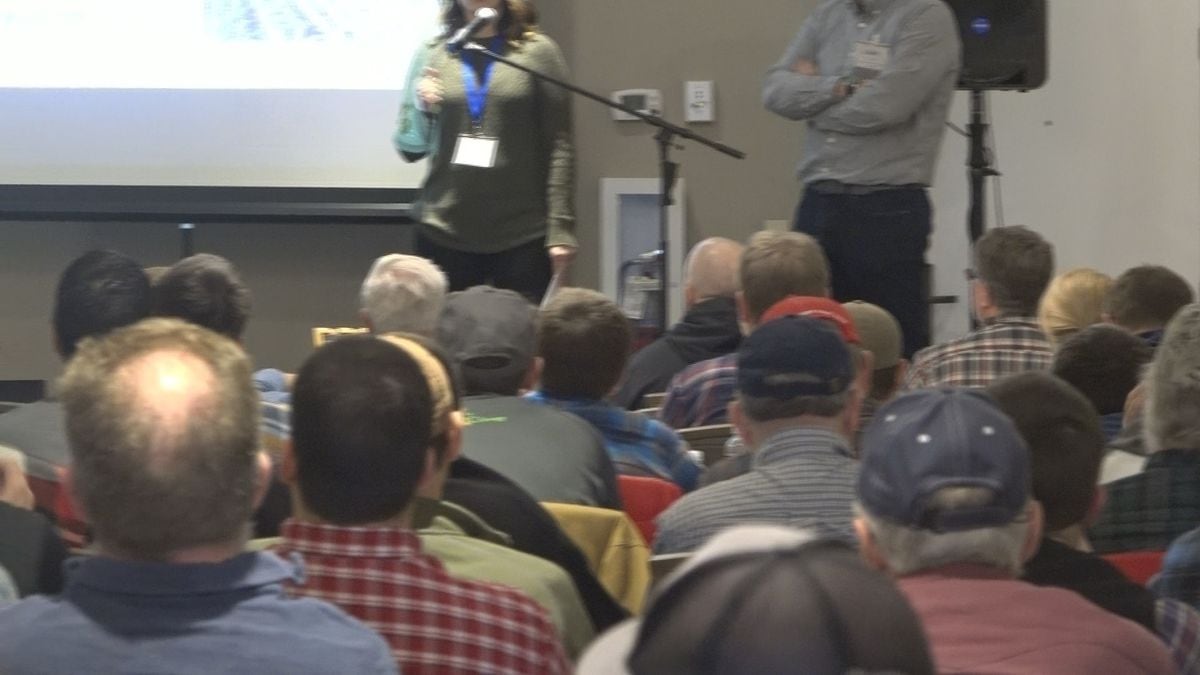 Agricultural producers gather to discuss soil health (Jake Manuel Brasil KMVT/KSVT)
